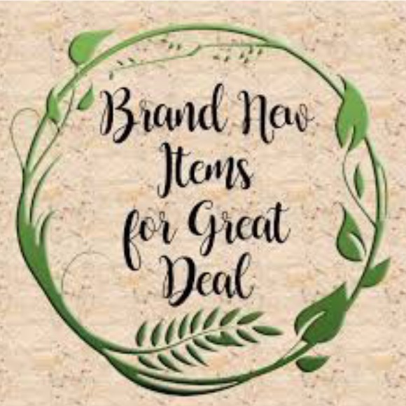 Thanks for taking the time to stop by my closet ❤️ - Picture 16 of 16